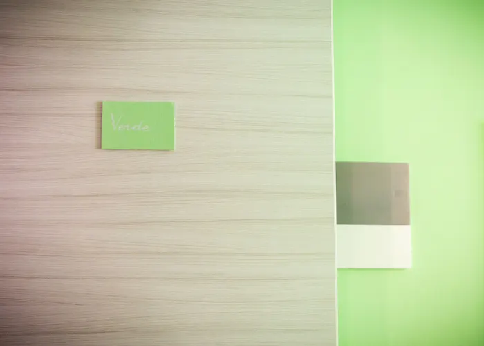 Bed & Breakfast Colors 4*