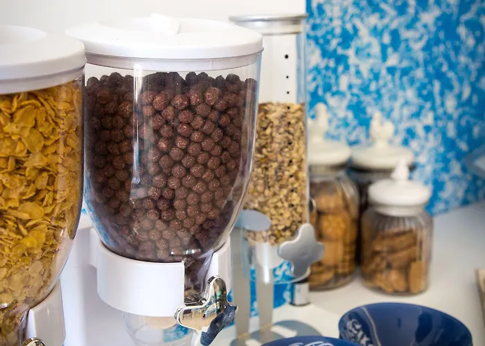 Bed & Breakfast Colors 4*