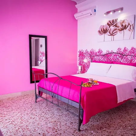 Colors فندق مبيت وإفطار