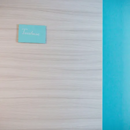 Bed & Breakfast Colors 4*